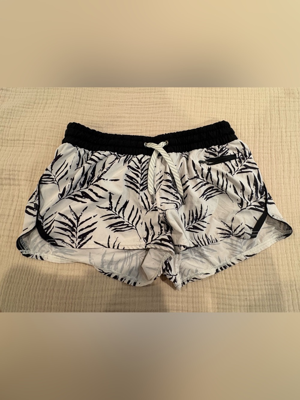 Vuori Lined Performance Black White Running Training Shorts Women's Size Small